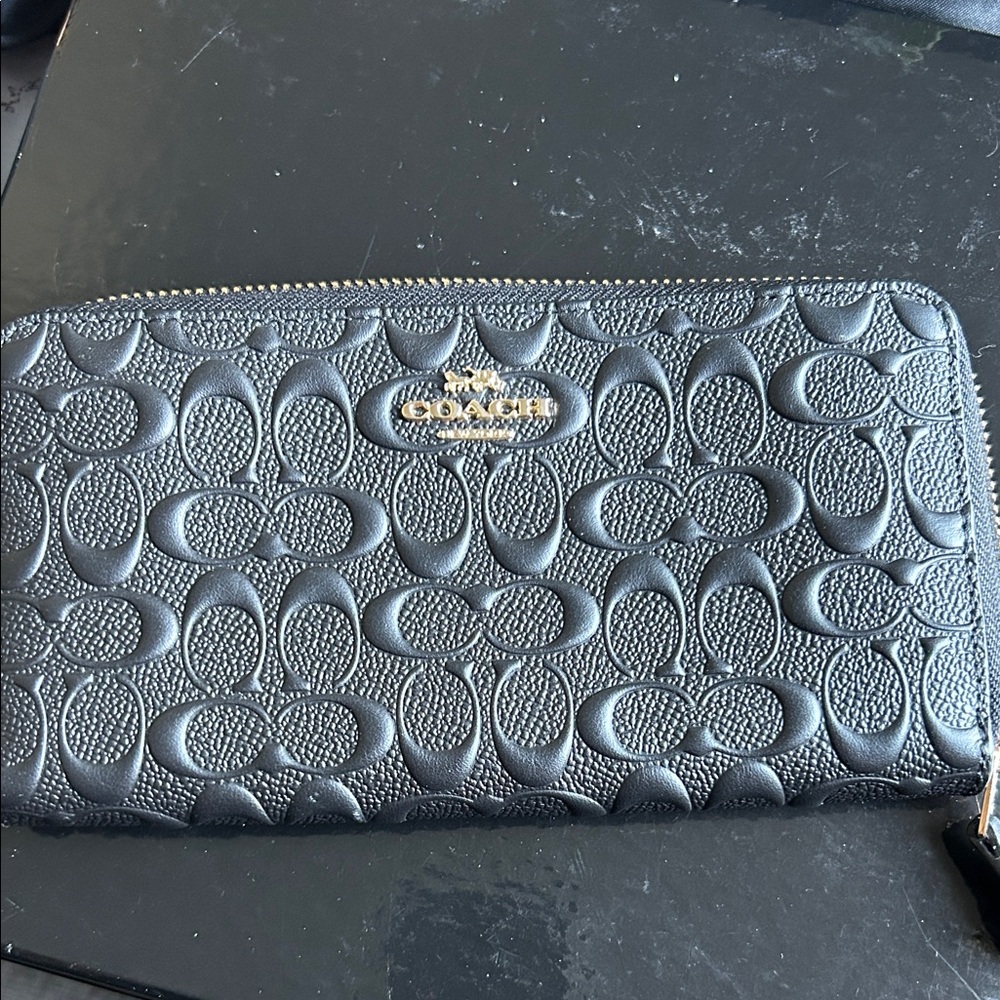Coach Black Textured Leather Wallet